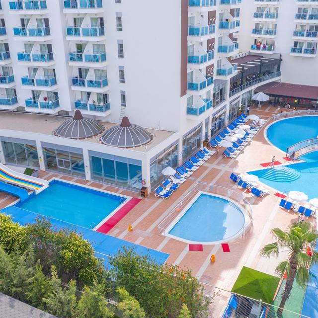Hotel Cenger Beach photo 8
