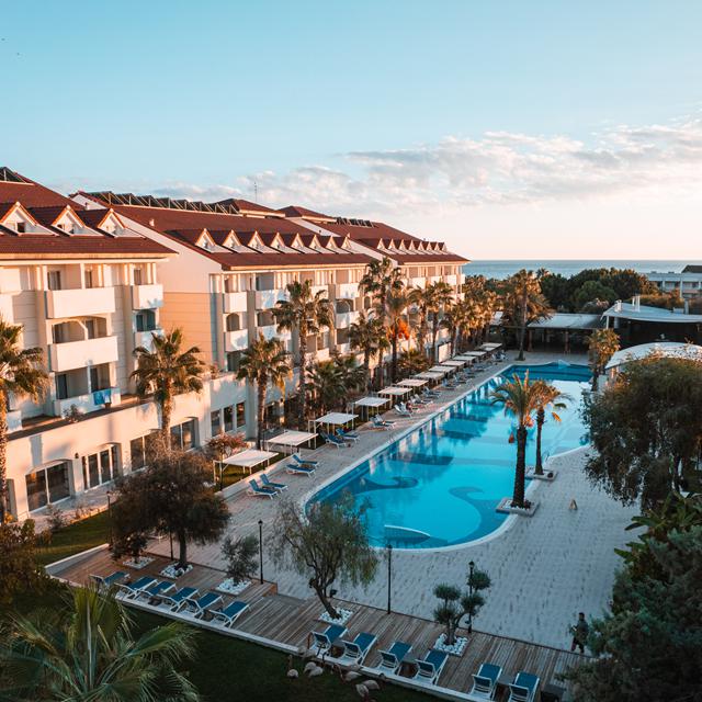 Hôtel Sural Resort photo 12