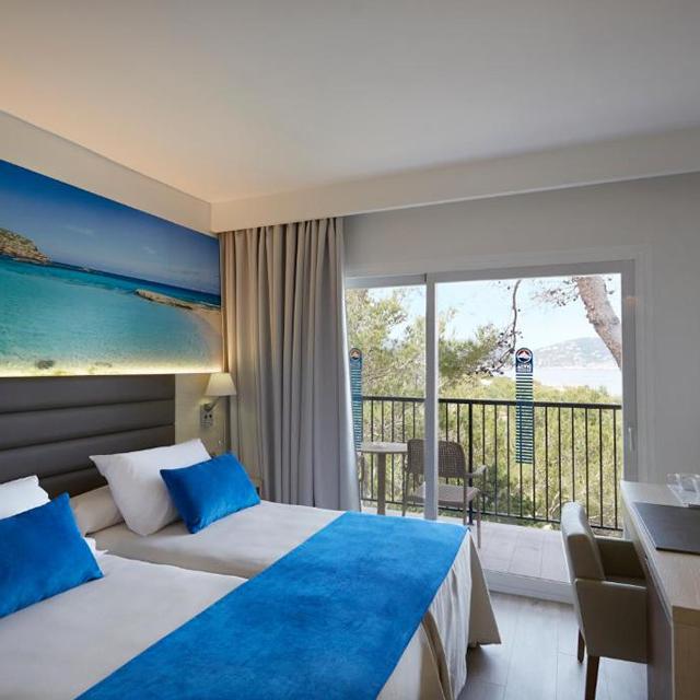 Invisa Figueral Resort photo 27