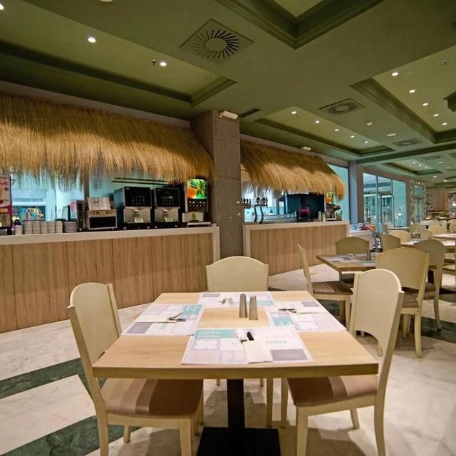 Holiday World Riwo Hôtel photo 2