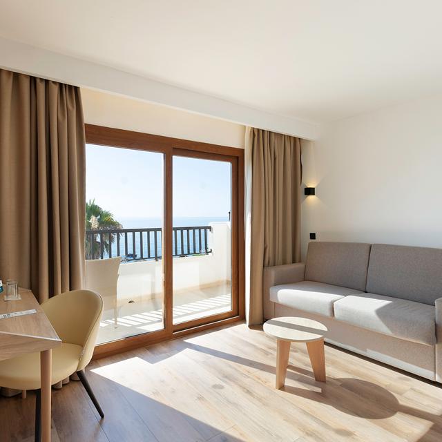 Alua Suites Las Rocas photo 3