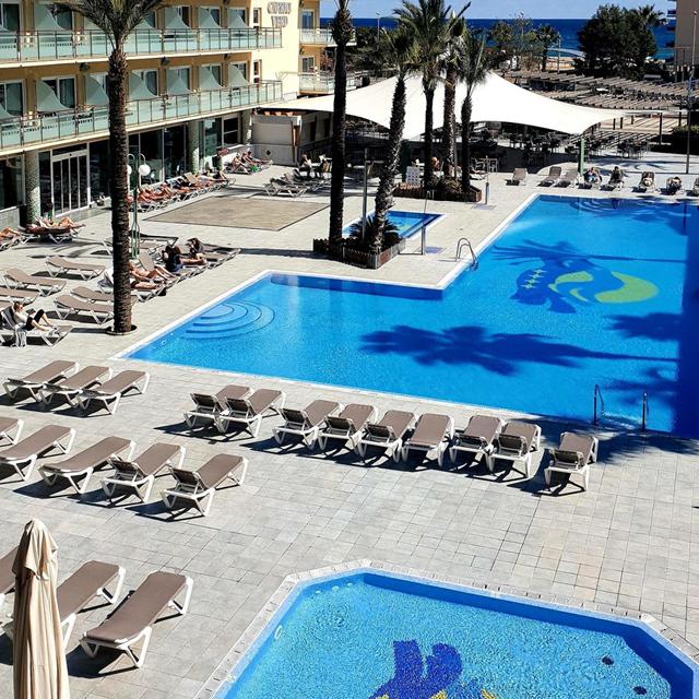 Hôtel ALEGRIA Caprici Verd photo 1