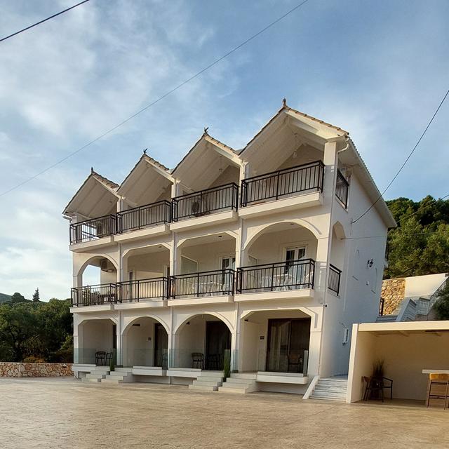 Avra Suites & Apartments photo 5