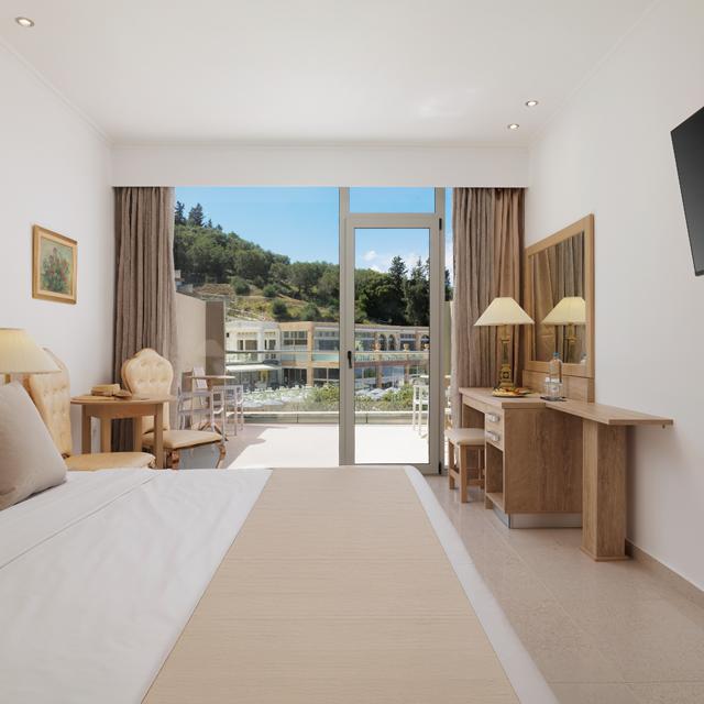 Hôtel Mythos Panorama - adults only photo 3