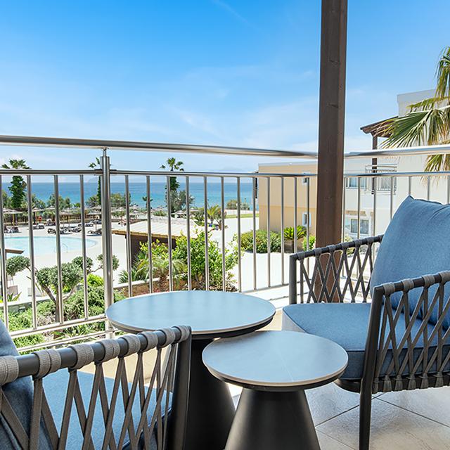 Hôtel Grand Blue Beach Resort photo 4