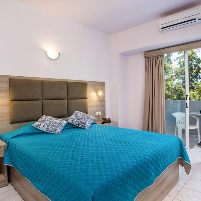Sun & Sea studios & appartements photo 7