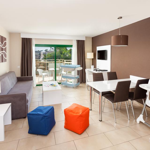 Playa Olid Suites and Apartments photo 3