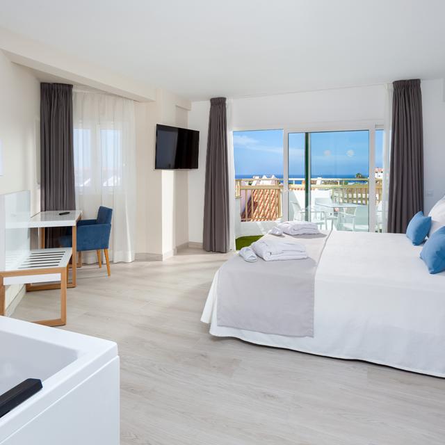Playa Olid Suites and Apartments photo 2
