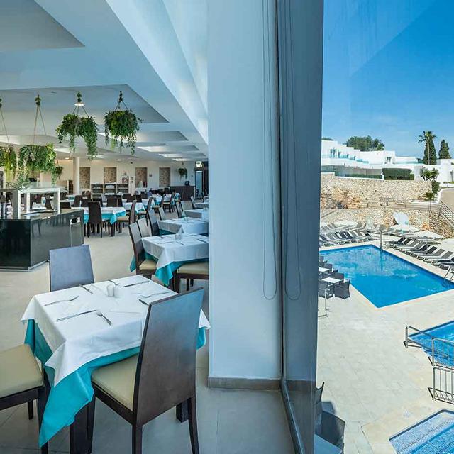 MarSenses Ferrera Blanca Hôtel Family photo 9