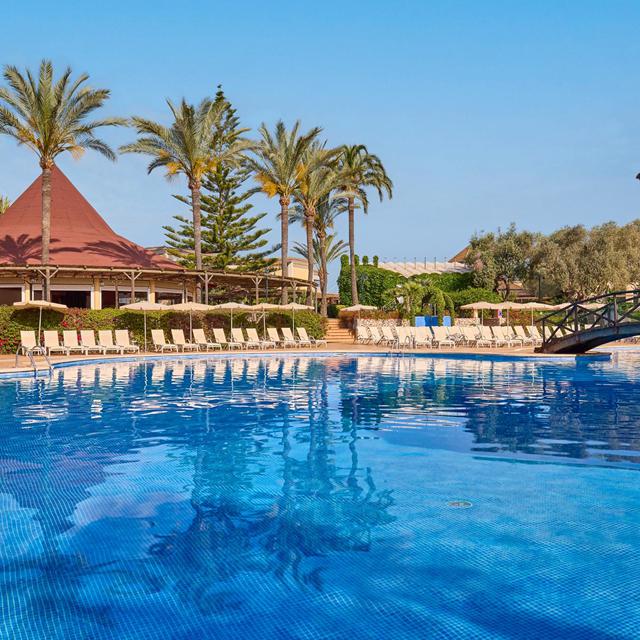 Aparthotel Zafiro Ca'n Picafort photo 1