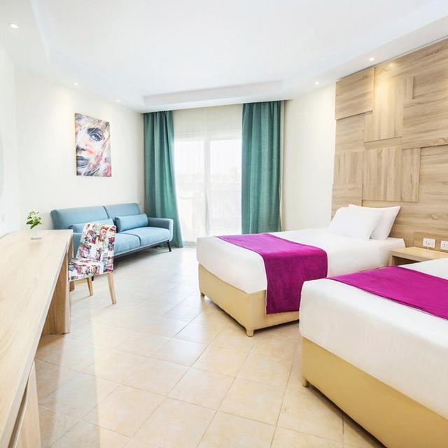 Hôtel V Beach Resort Sahl Hasheesh photo 2