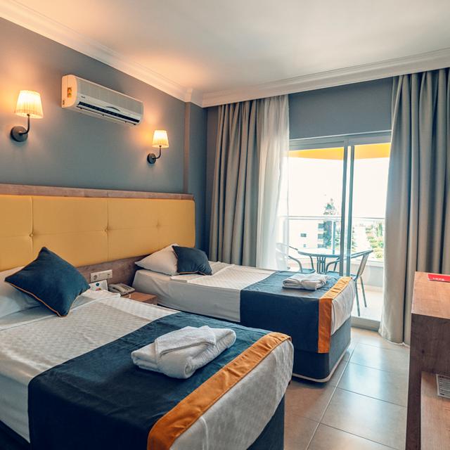 Hôtel Simply Fine Alize photo 2