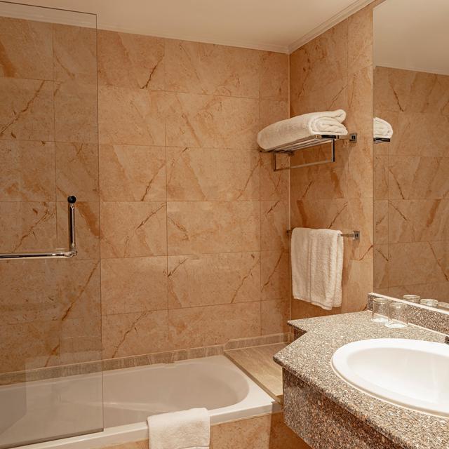 Blend Elphistone Resort photo 26