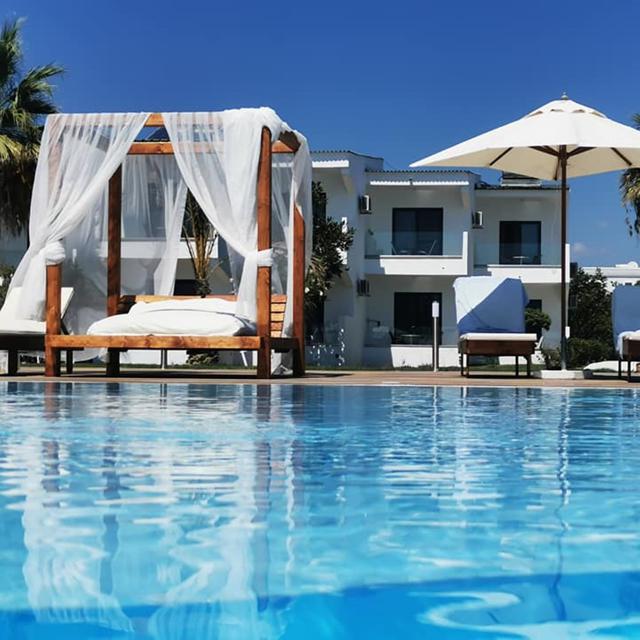 Hôtel Kamari Plus photo 1