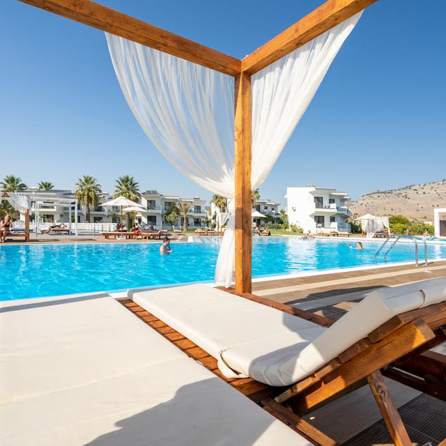 Hôtel Kamari Plus photo 13