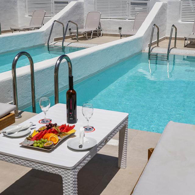 Hôtel Kamari Plus photo 20