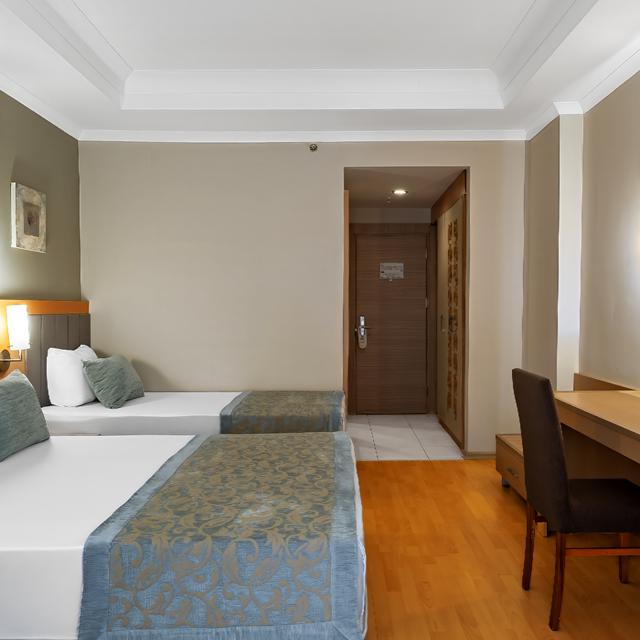 Hôtel Solivia (ex Titan Select) photo 8