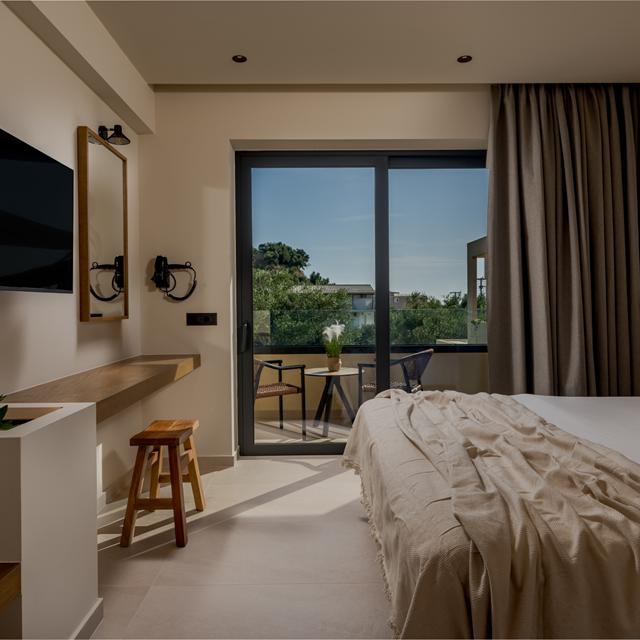 Iskios Suites - adults only photo 1