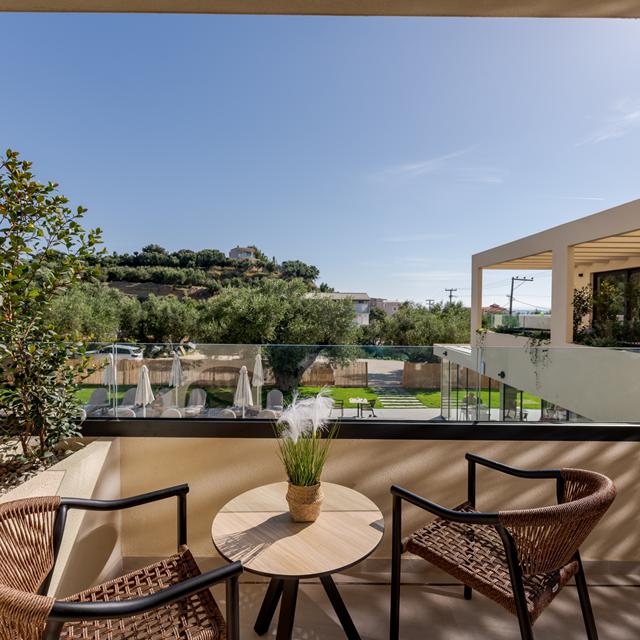Iskios Suites - adults only photo 2