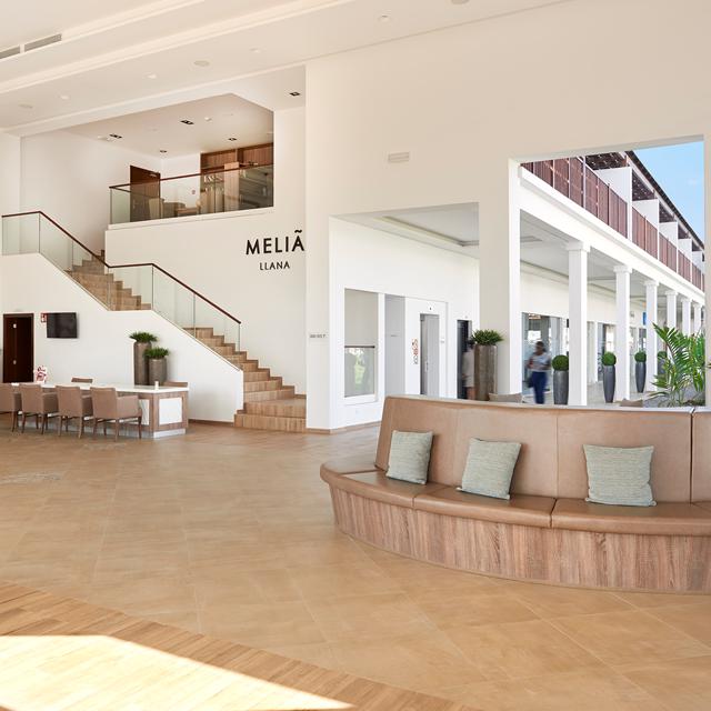 Melia Llana photo 9