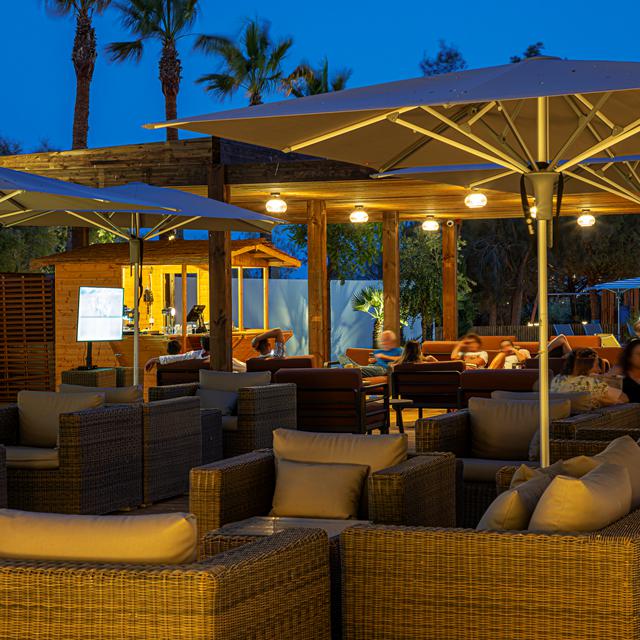 Ozadi Altura Beach Resort photo 27