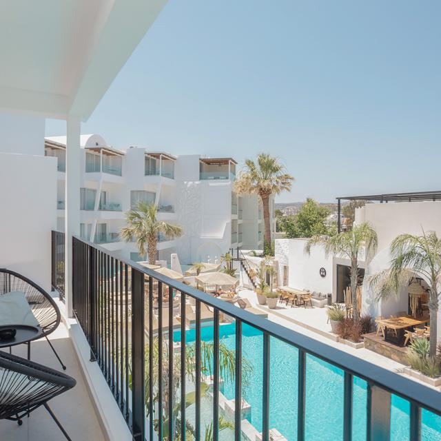 Kouros Home & Suites - adults only photo 3