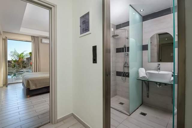 Angela Hôtel & Suites photo 11