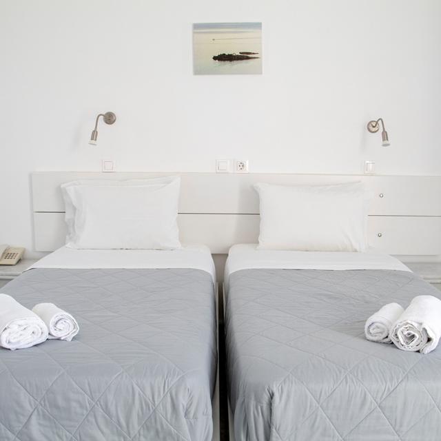 Hôtel Manos photo 8