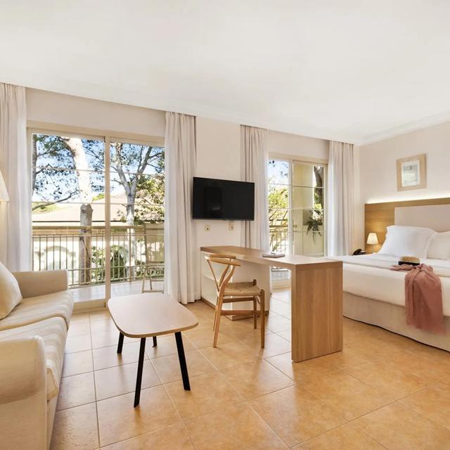 VIVA Cala Mesquida Suites & Spa photo 4