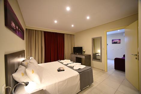 Chambre familiale 2 pièces rez-de-chaussée (rez-de-chaussée vue jardin)